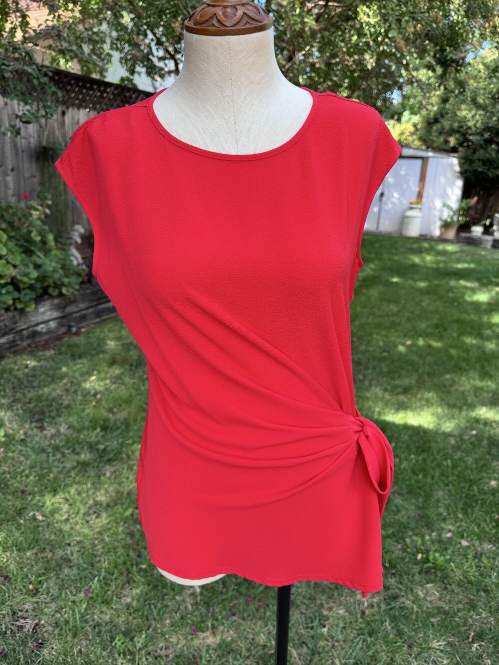 Vince Camuto Womens Blouse PS Small Petite Red Sleeveless Keyhole Side Tie Top
